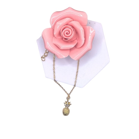 Gold Pineapple Anklet with Rhinestones - Picture 3 of 4